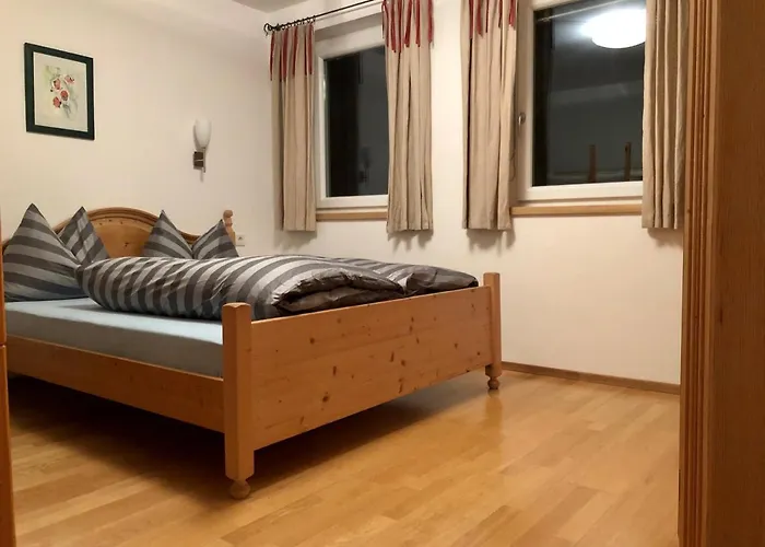 Venediger شقة Neukirchen am Großvenediger